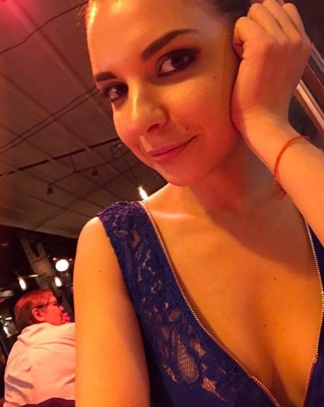 Kadıköy Escort Fit Vücutlu Hoşsohbet Bayan Deniz